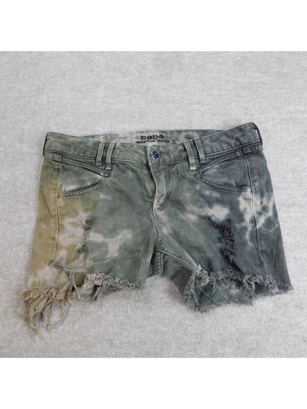 Bebe Womens Hot Shorts 28 Green Camo Wash Vintage Cut Off Y2K